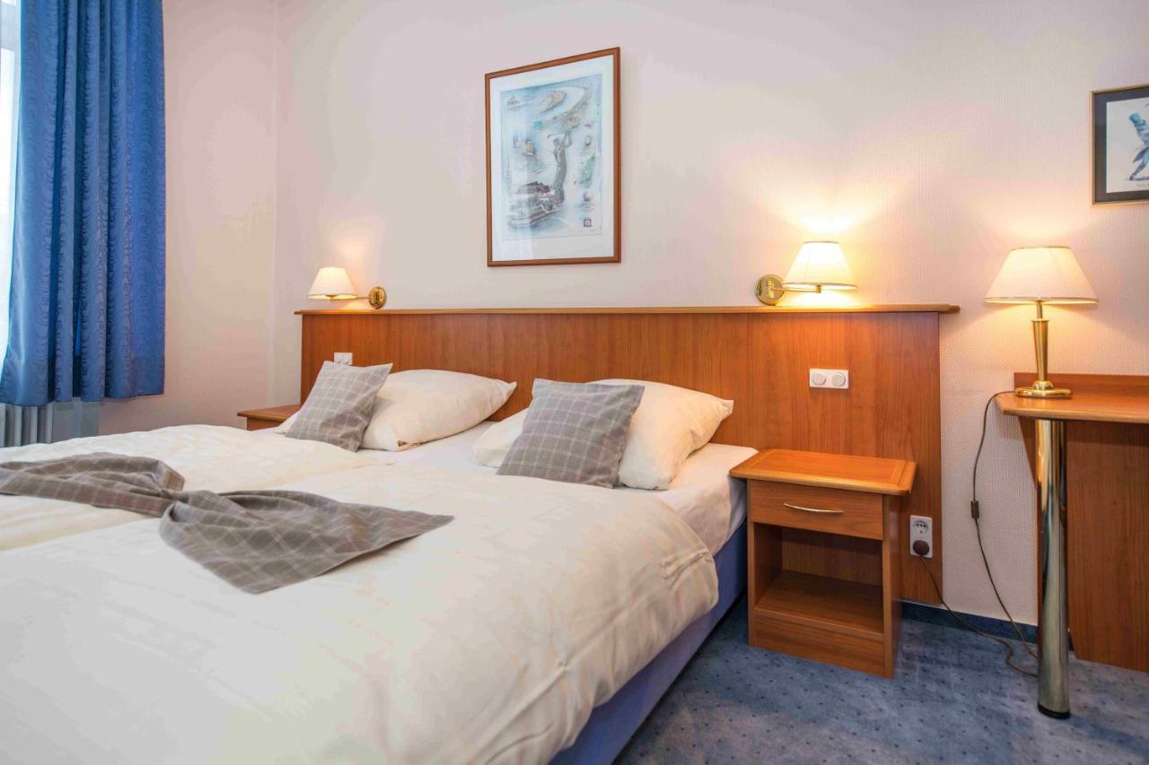 Golfhotel Denzerheide Eitelborn Buitenkant foto
